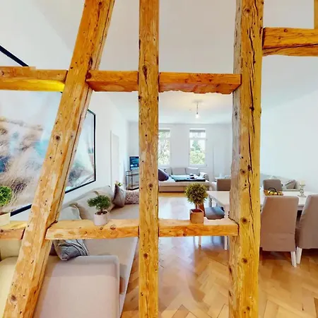 Haus * Stuttgart
